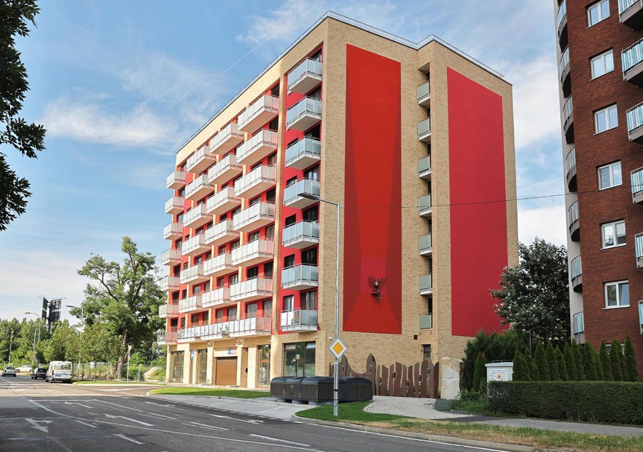 New Cozy 2 Room Pink Apartment Bratislava 059 المظهر الخارجي الصورة