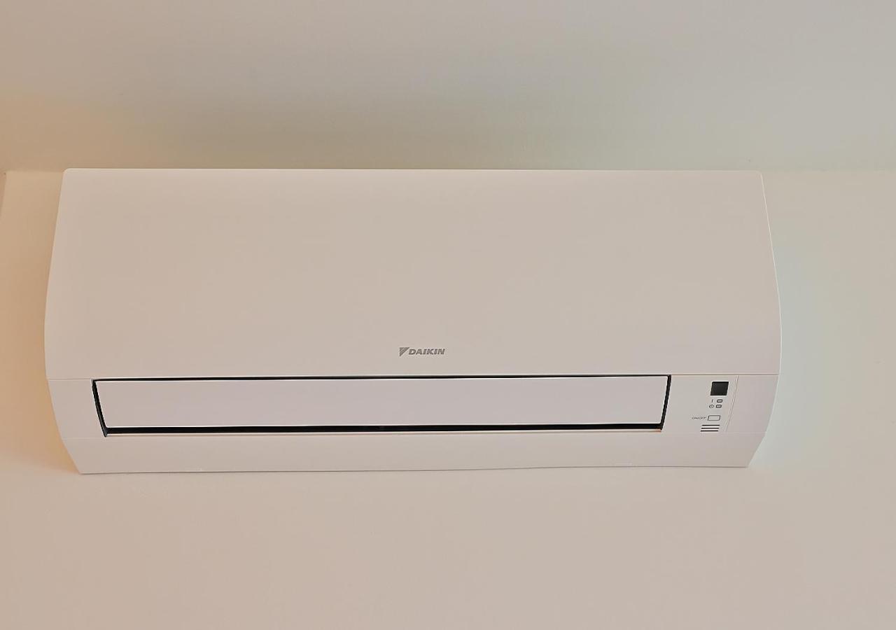New Cozy 2 Room Pink Apartment Bratislava 059 المظهر الخارجي الصورة