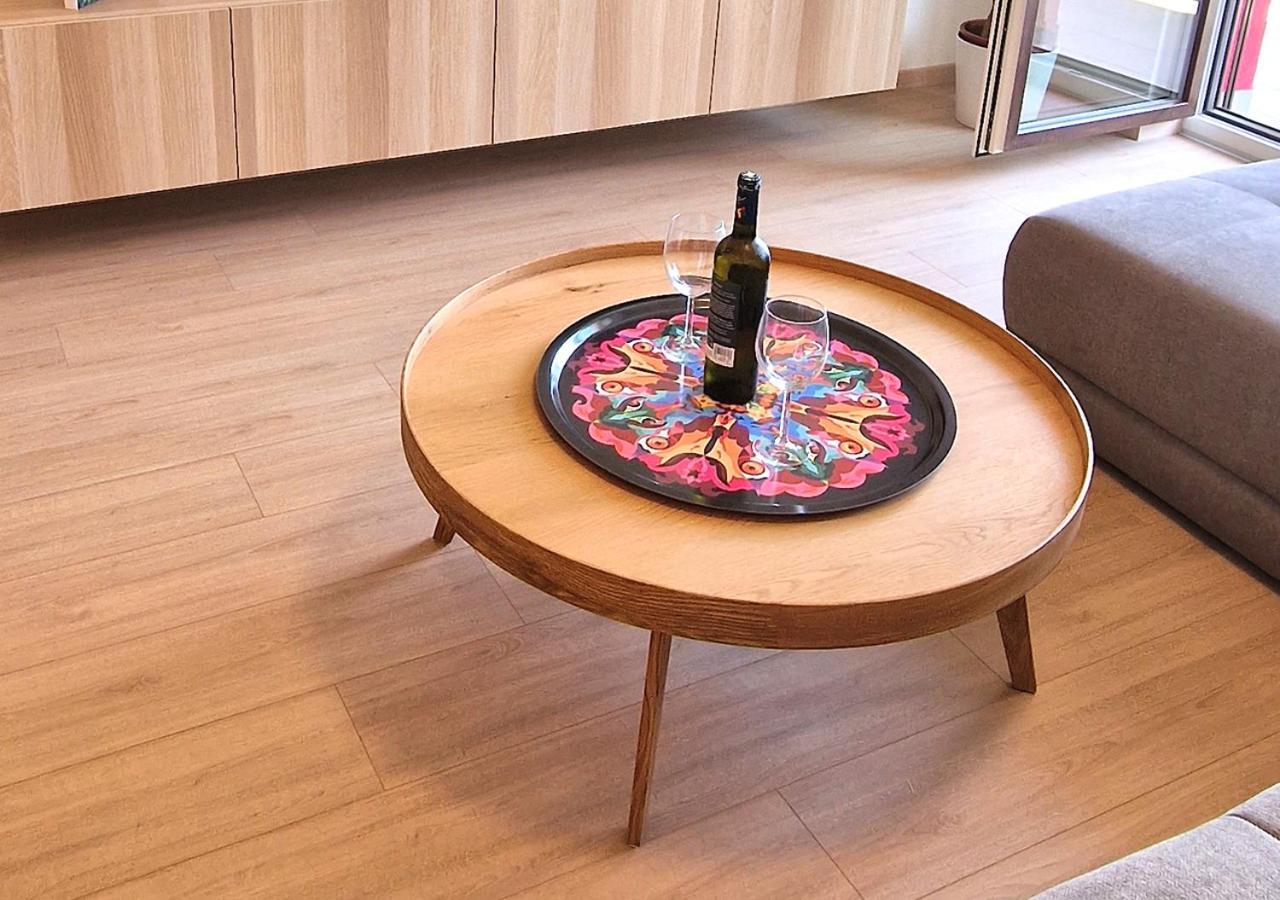 New Cozy 2 Room Pink Apartment Bratislava 059 المظهر الخارجي الصورة