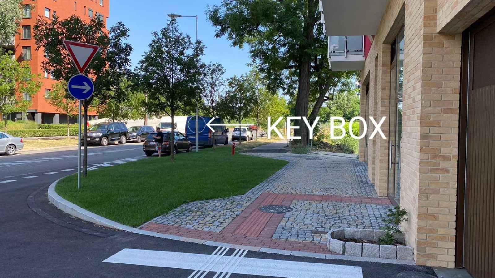 New Cozy 2 Room Pink Apartment Bratislava 059 المظهر الخارجي الصورة